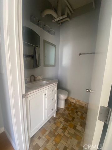 215 W 7th Street 902, Los Angeles, CA 90014