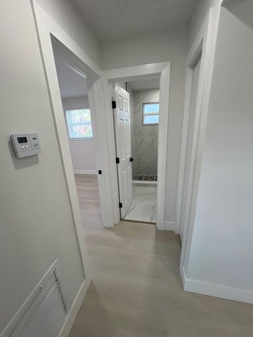 2240 Mayo Street, Hollywood, FL 33020