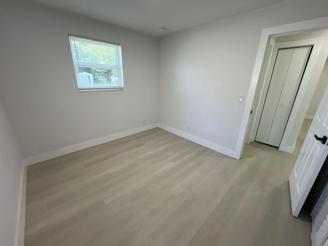 2240 Mayo Street, Hollywood, FL 33020