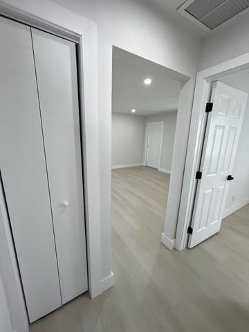 2240 Mayo Street, Hollywood, FL 33020