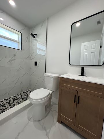 2240 Mayo Street, Hollywood, FL 33020