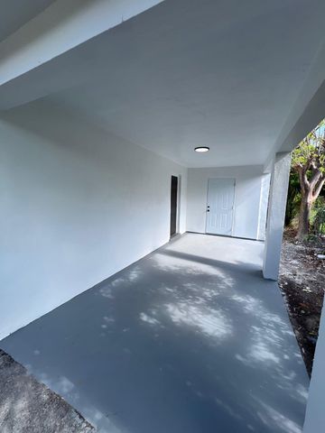 2240 Mayo Street, Hollywood, FL 33020