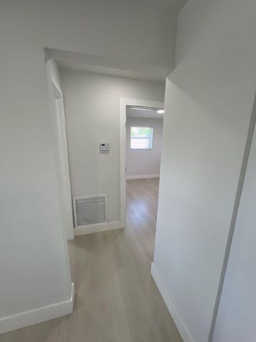 2240 Mayo Street, Hollywood, FL 33020