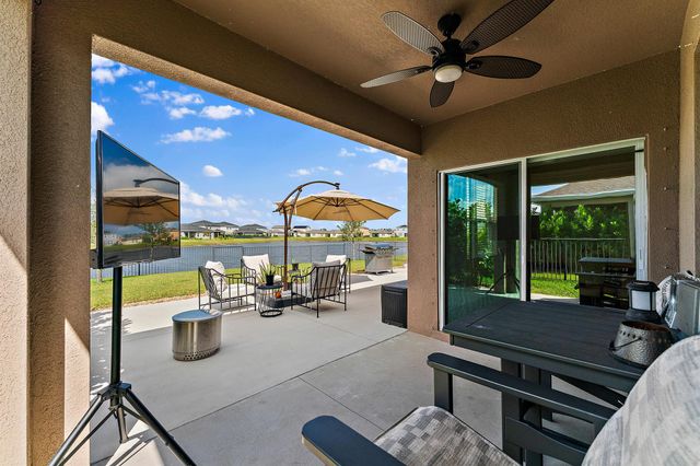10724 SW Prato Way, Port St Lucie, FL 34987