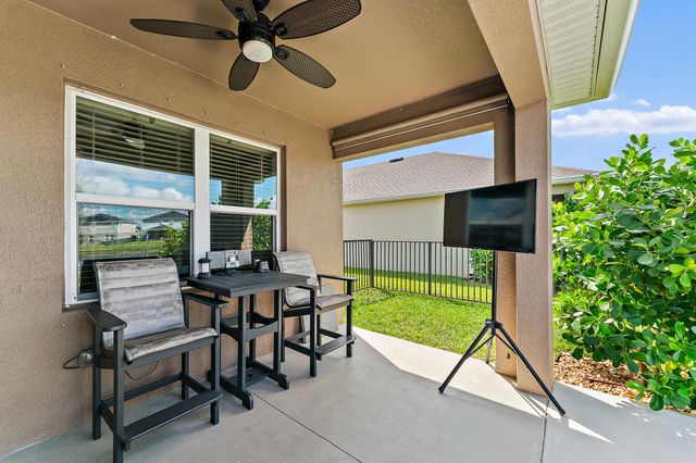 10724 SW Prato Way, Port St Lucie, FL 34987
