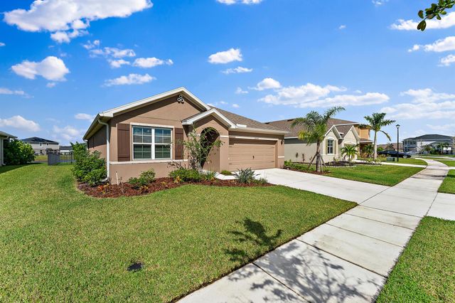 10724 SW Prato Way, Port St Lucie, FL 34987