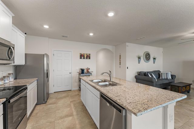 10724 SW Prato Way, Port St Lucie, FL 34987