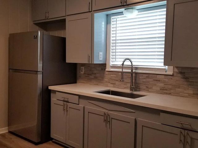 721 Eleanor Street, La Marque, TX 77568