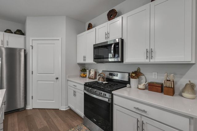 573 Penwell Drive, Delaware, OH 43015