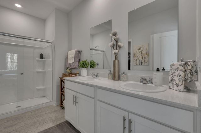 573 Penwell Drive, Delaware, OH 43015