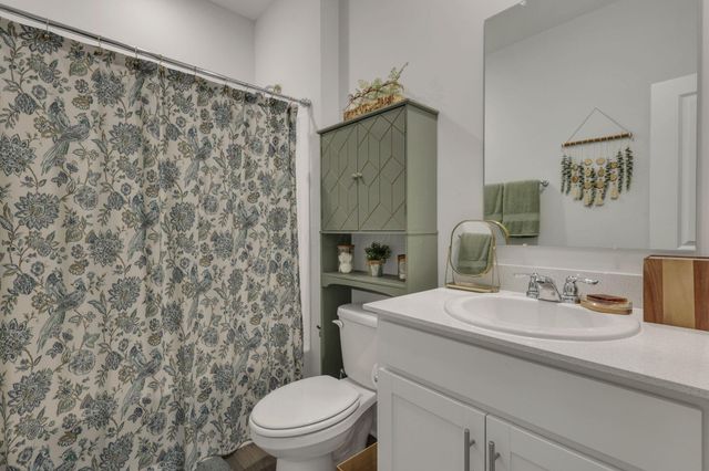 573 Penwell Drive, Delaware, OH 43015