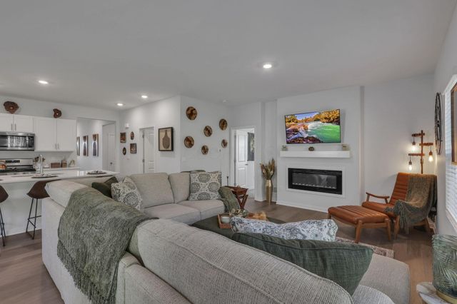 573 Penwell Drive, Delaware, OH 43015