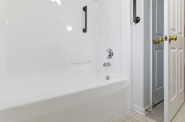 9261 BLOUNTSTOWN Highway, Tallahassee, FL 32310