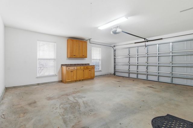 9261 BLOUNTSTOWN Highway, Tallahassee, FL 32310