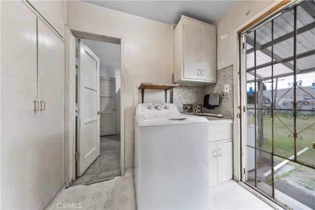 8264 Lankin, Downey, CA 90242