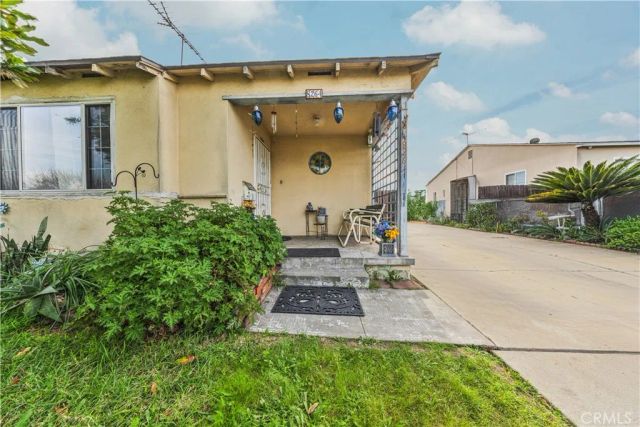 8264 Lankin, Downey, CA 90242