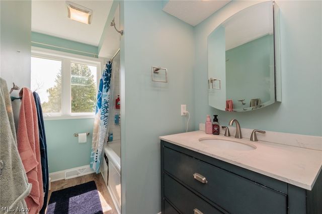 2329 Wilbur Road, Medina, OH 44256