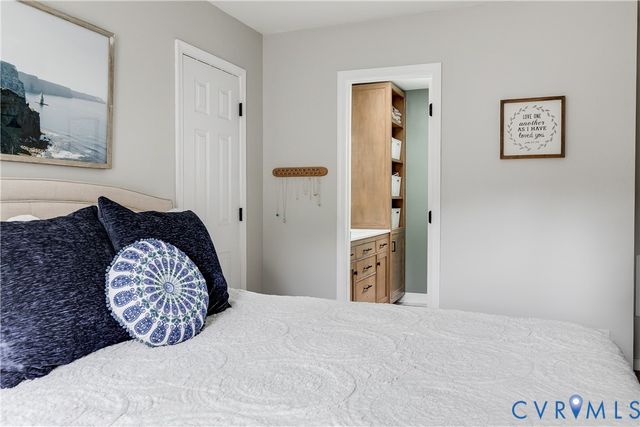 10700 Shadyford Ln, Glen Allen, VA 23060