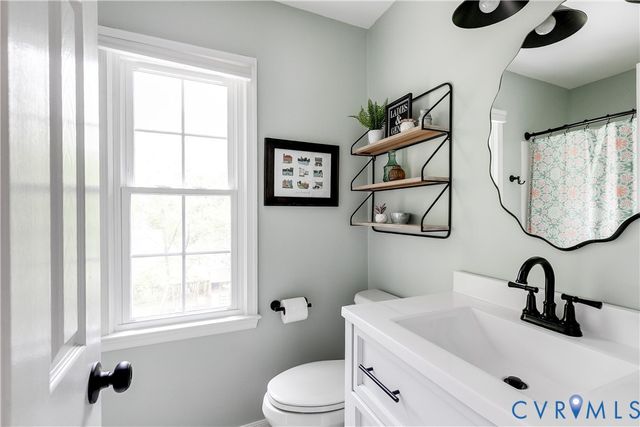 10700 Shadyford Ln, Glen Allen, VA 23060