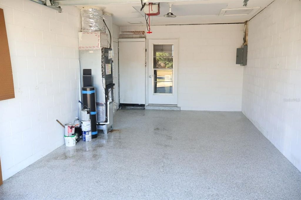 Image 21 of property listing at 26625 BIMINI DRIVE, Tavares, FL 32778