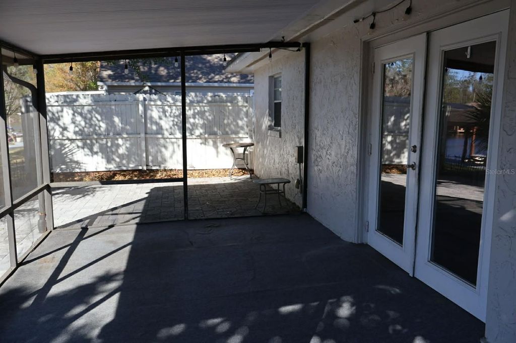 Image 4 of property listing at 26625 BIMINI DRIVE, Tavares, FL 32778