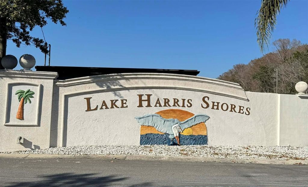 Image 31 of property listing at 26625 BIMINI DRIVE, Tavares, FL 32778