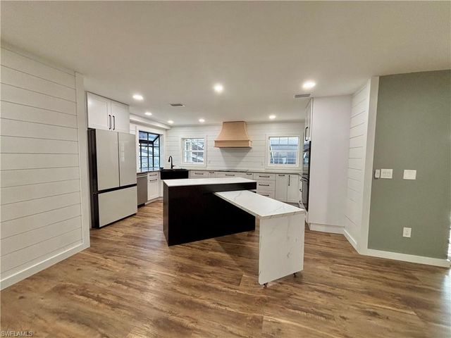 15493 Chloe CIR, Fort Myers, FL 33908