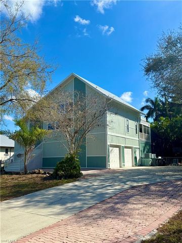 15493 Chloe CIR, Fort Myers, FL 33908