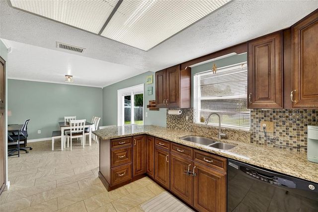 4819 PRESIDENTIAL STREET, Seffner, FL 33584