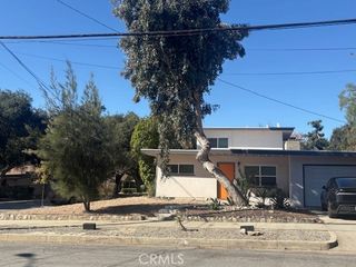 1103 Yale, Claremont, CA 91711