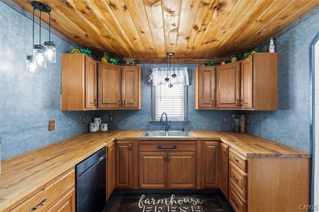 8751 County Route 78, Ellisburg, NY 13650