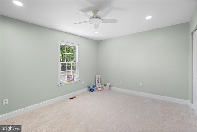 4219 FULLERTON AVE, Baltimore, MD 21236