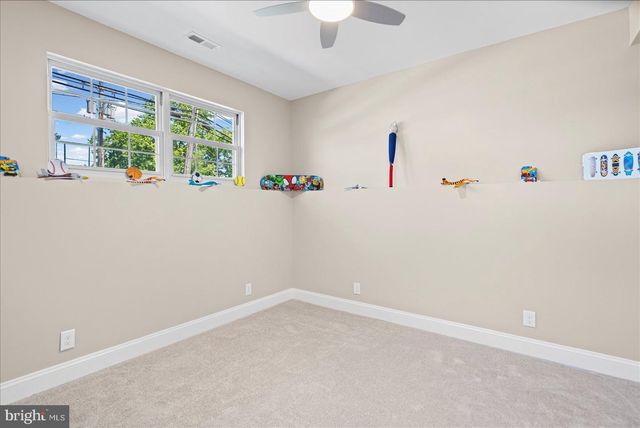 4219 FULLERTON AVE, Baltimore, MD 21236
