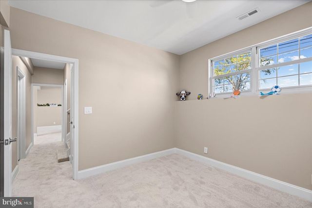 4219 FULLERTON AVE, Baltimore, MD 21236
