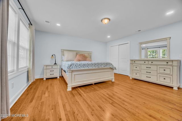 38 E Sunset Avenue E, Red Bank, NJ 07701