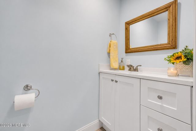 38 E Sunset Avenue E, Red Bank, NJ 07701