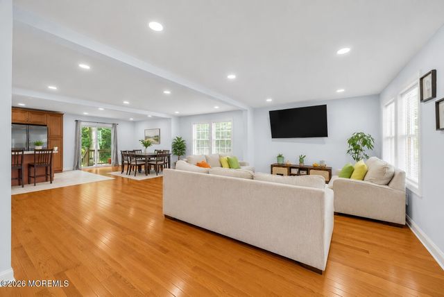 38 E Sunset Avenue E, Red Bank, NJ 07701