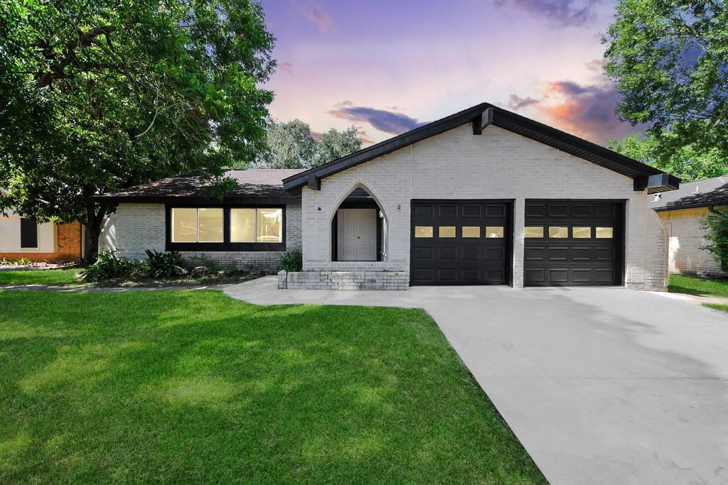 16427 Hickory Knoll Drive, Houston, TX 77059
