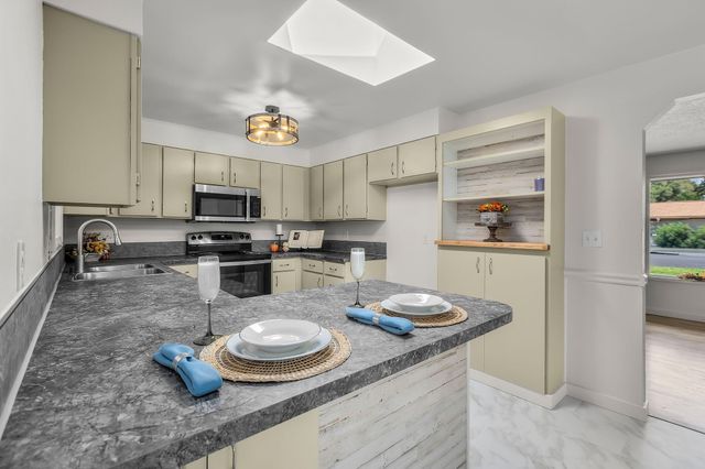 615 NE Fairview Street, Prineville, OR 97754