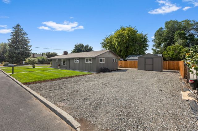 615 NE Fairview Street, Prineville, OR 97754