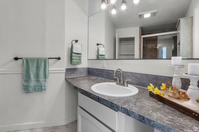 615 NE Fairview Street, Prineville, OR 97754