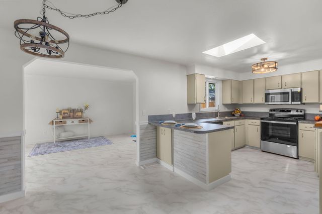 615 NE Fairview Street, Prineville, OR 97754