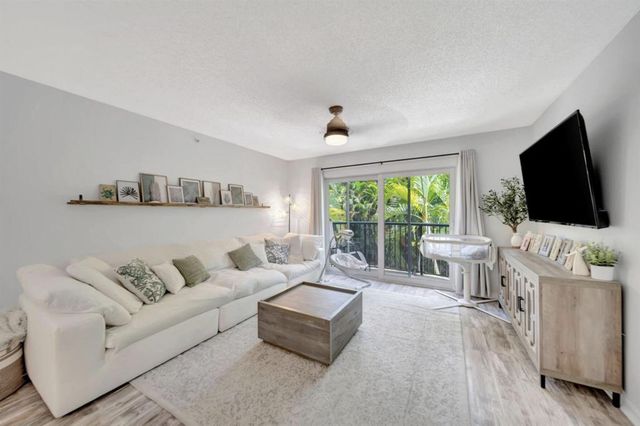 2125 SE 10th Avenue 1003, Fort Lauderdale, FL 33316