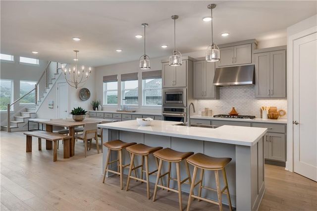 7013 Empresa DR, Austin, TX 78738