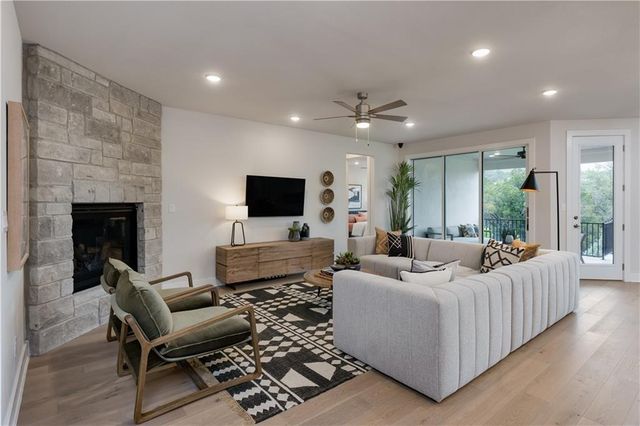 7013 Empresa DR, Austin, TX 78738