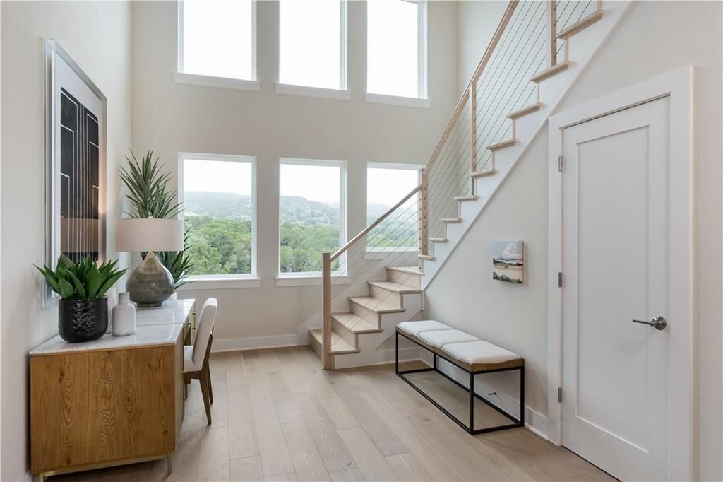 7013 Empresa DR, Austin, TX 78738