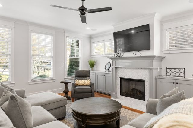 843 Clayton Ave, Nashville, TN 37204