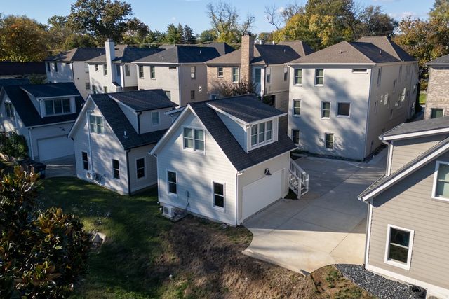 843 Clayton Ave, Nashville, TN 37204