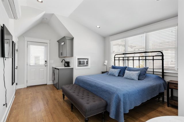 843 Clayton Ave, Nashville, TN 37204