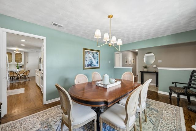 2564 Saint Francis Avenue, Dallas, TX 75228